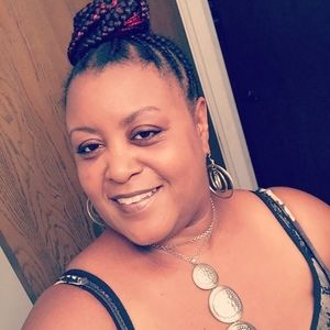 Meet your Posher, Pamela